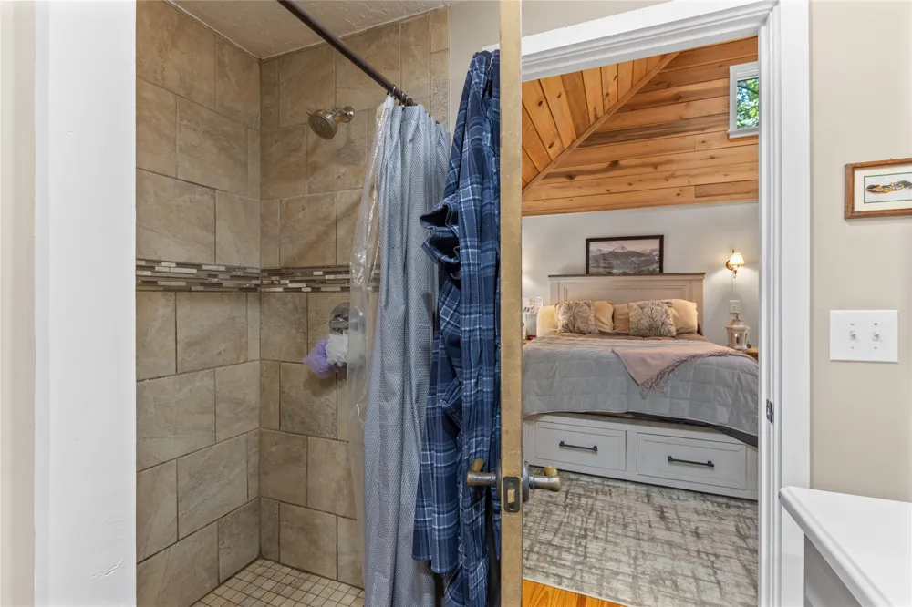 87 Buck Creek Church Road Highlands, NC 28741