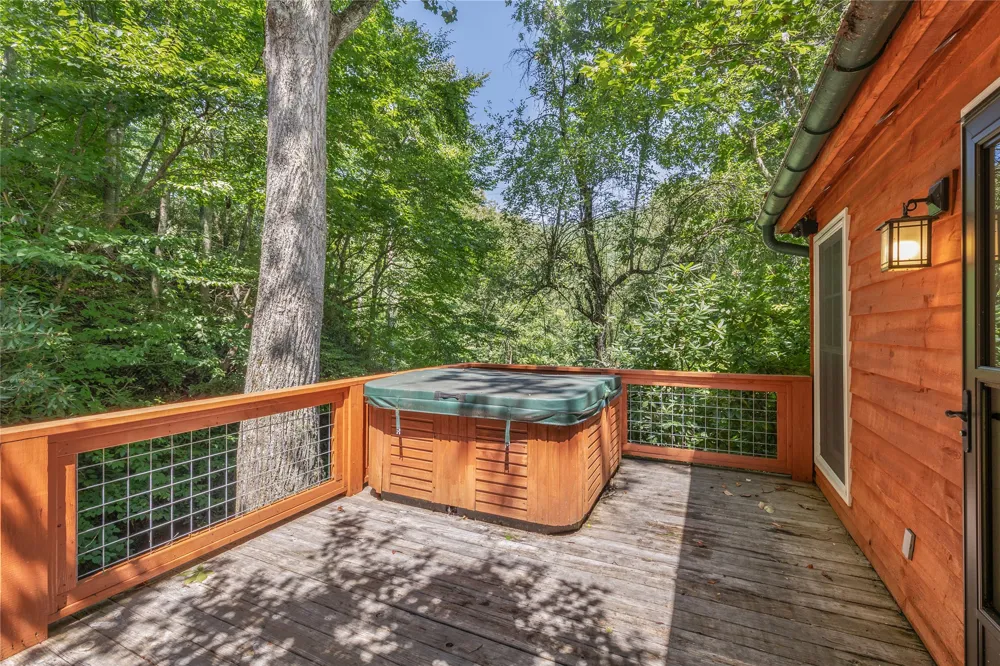 87 Buck Creek Church Road Highlands, NC 28741