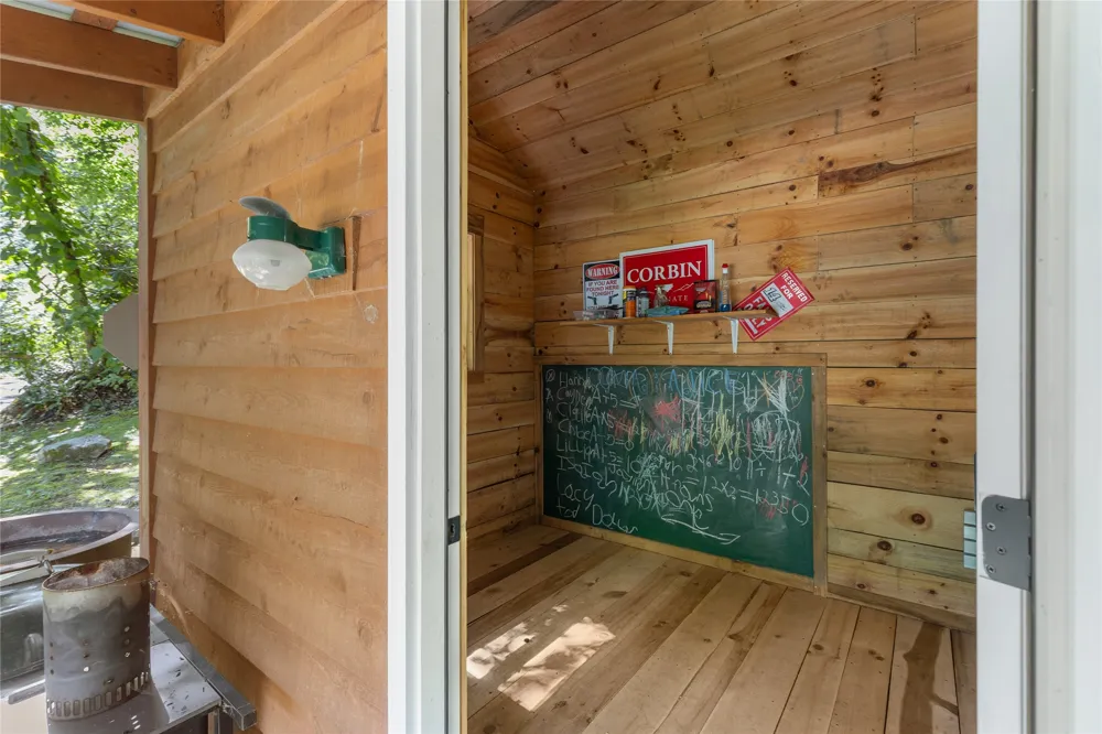 87 Buck Creek Church Road Highlands, NC 28741