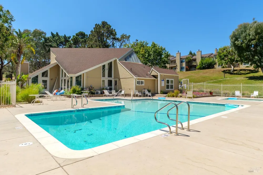 5 Wordsworth Court Mill Valley, CA 94941