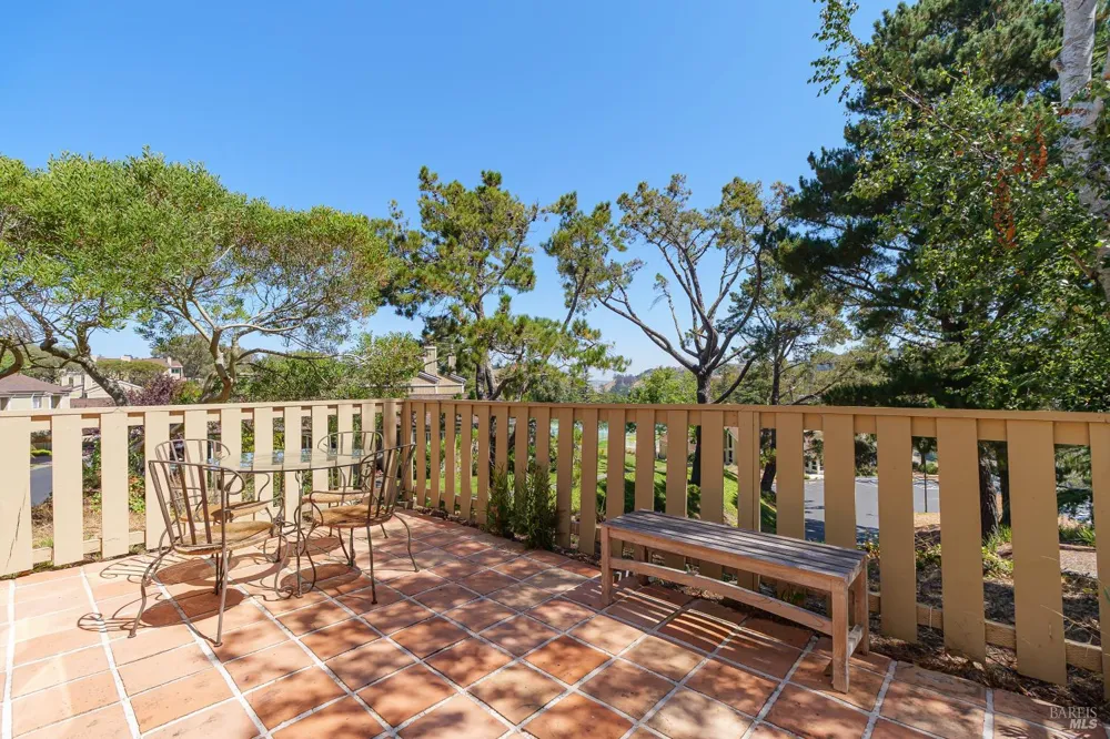 5 Wordsworth Court Mill Valley, CA 94941