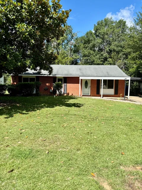 709 Parkwood Drive