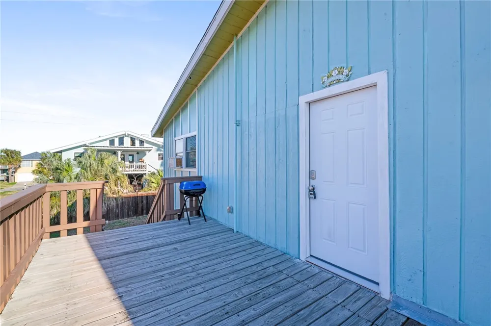 1 Lauderdale Drive Rockport, TX 78382
