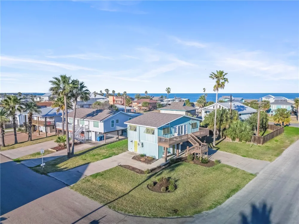 1 Lauderdale Drive Rockport, TX 78382