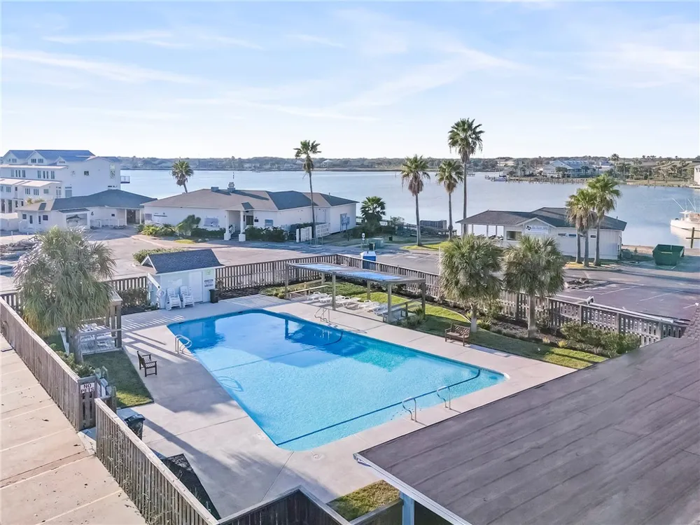 1 Lauderdale Drive Rockport, TX 78382