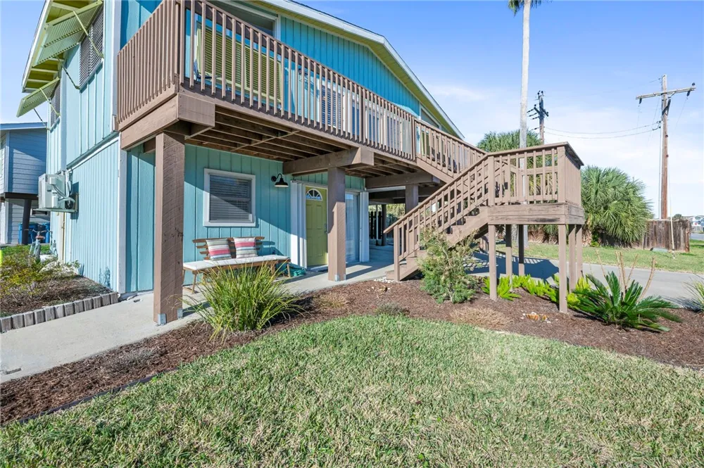 1 Lauderdale Drive Rockport, TX 78382