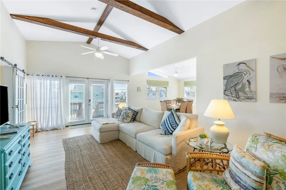 1 Lauderdale Drive Rockport, TX 78382