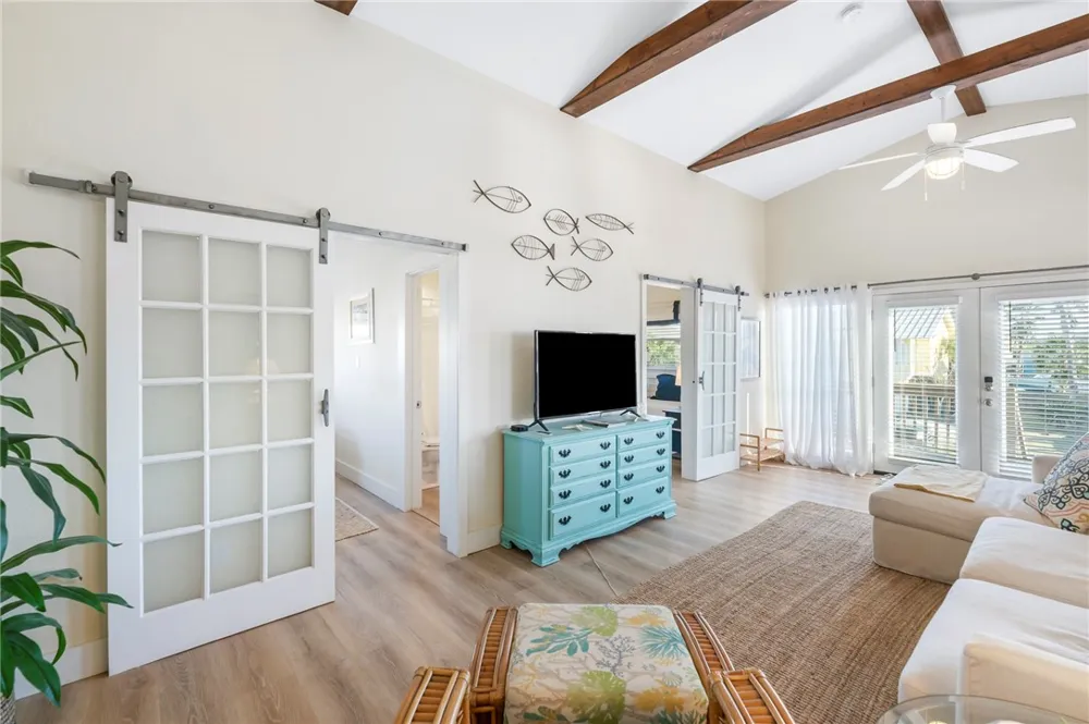 1 Lauderdale Drive Rockport, TX 78382