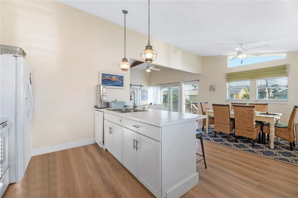 1 Lauderdale Drive Rockport, TX 78382