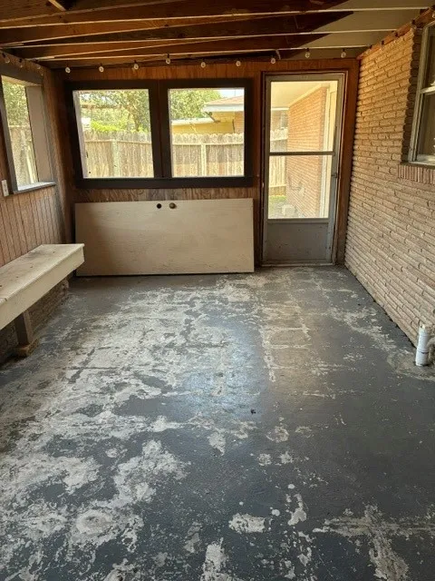 1003 Hall Avenue Kingsville, TX 78363