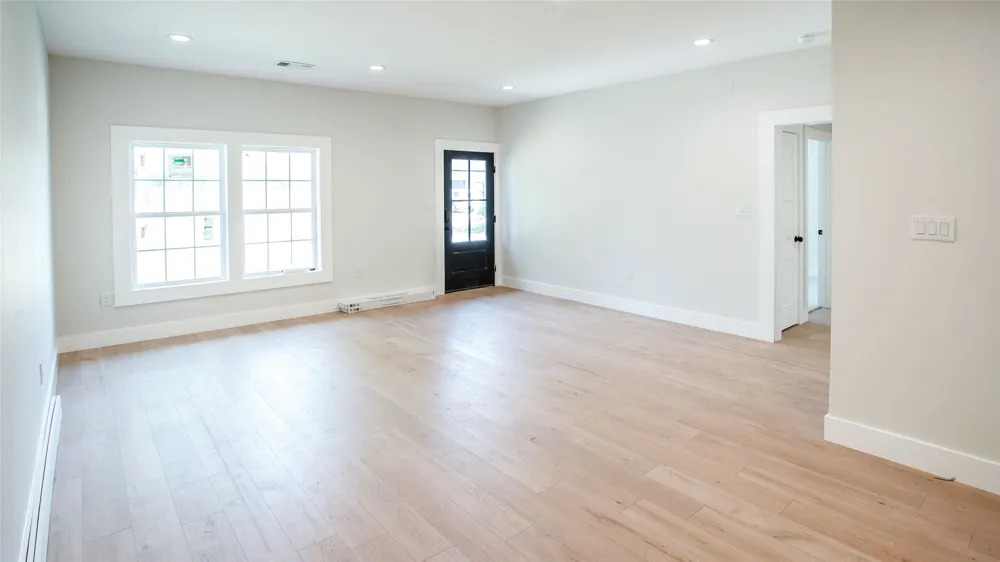 305 W Oak Olney, TX 76374