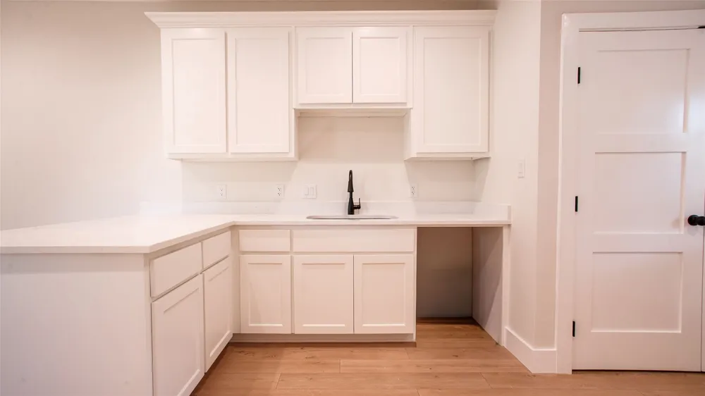 305 W Oak Olney, TX 76374