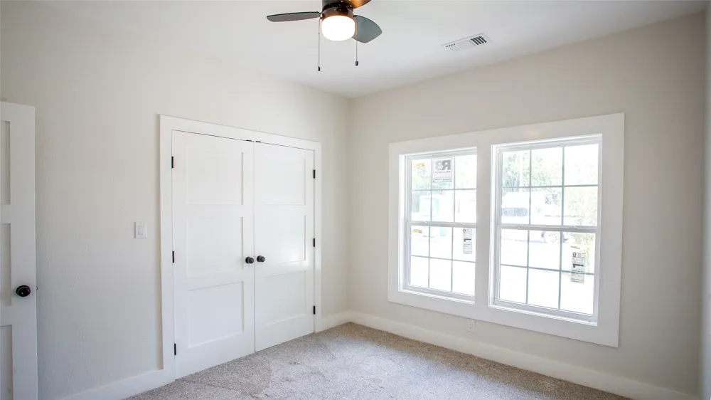305 W Oak Olney, TX 76374