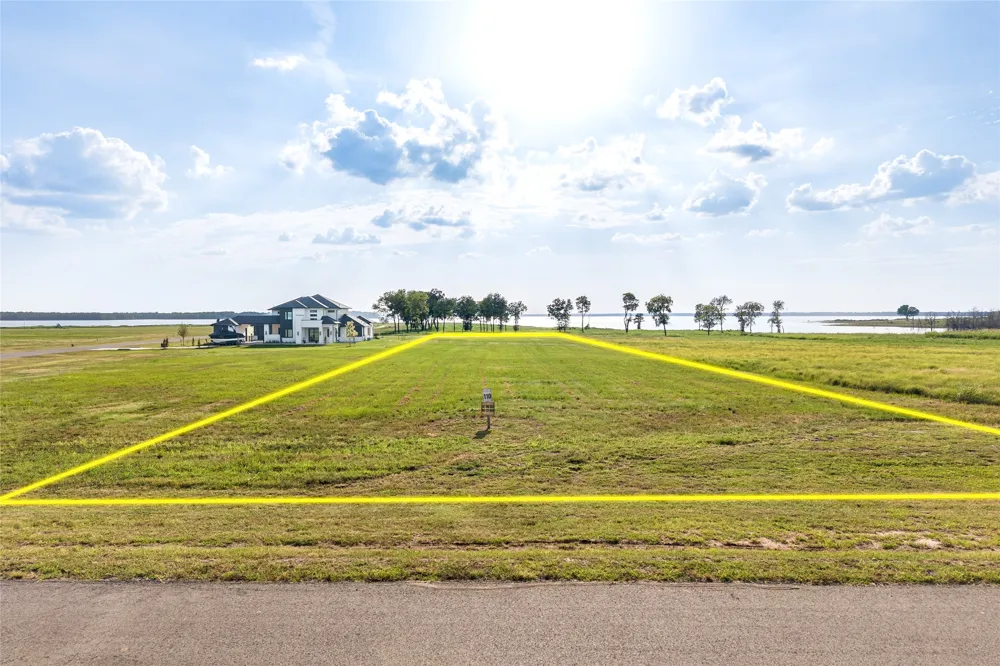 524 Shores Drive Honey Grove, TX 75446