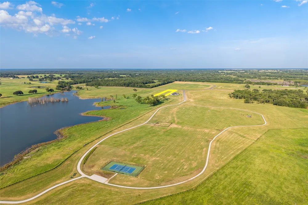 524 Shores Drive Honey Grove, TX 75446