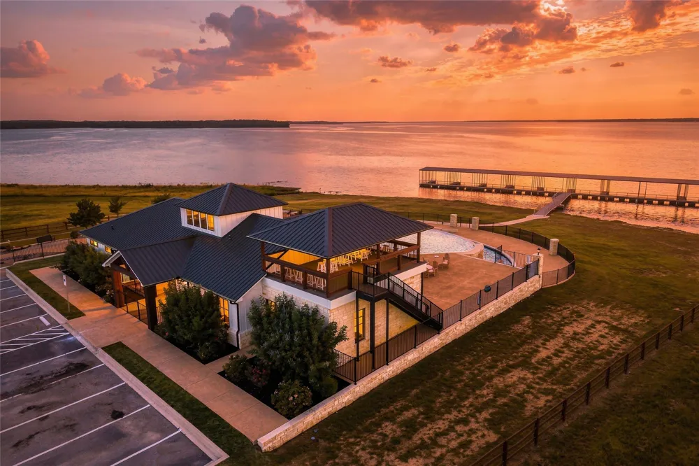 524 Shores Drive Honey Grove, TX 75446