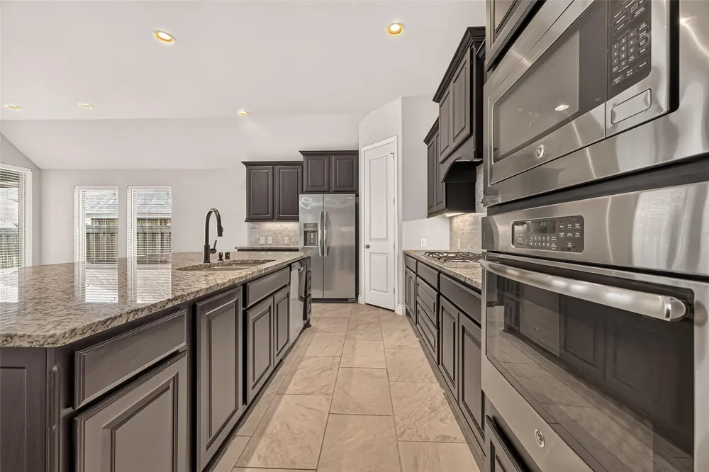27124 Holtwood Grove Road Magnolia, TX 77354