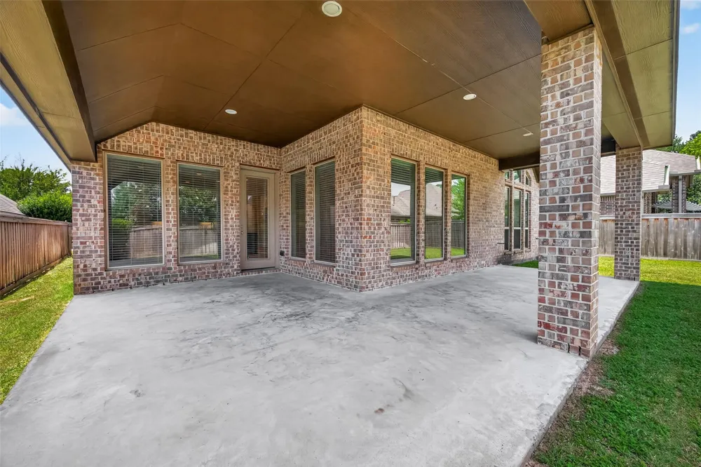 27124 Holtwood Grove Road Magnolia, TX 77354