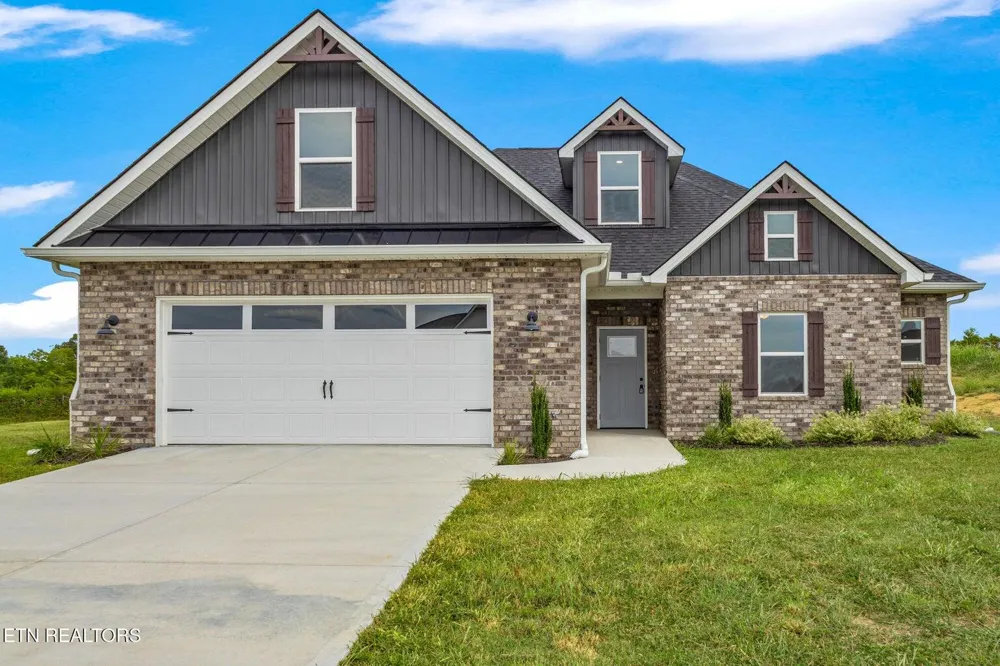 240 Lakeside Meadows Circle Madisonville, TN 37354