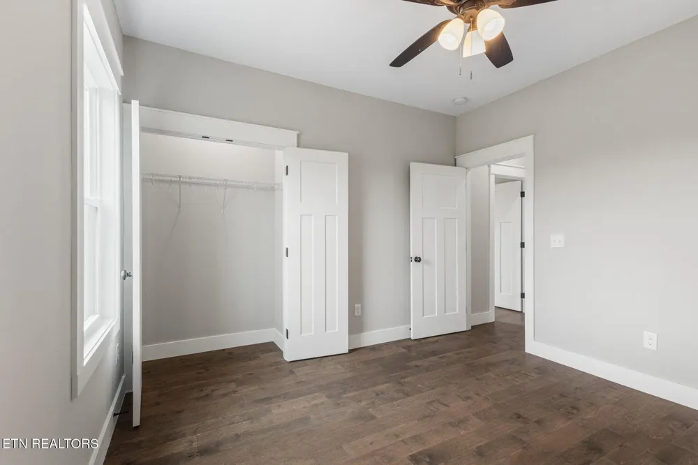 240 Lakeside Meadows Circle Madisonville, TN 37354