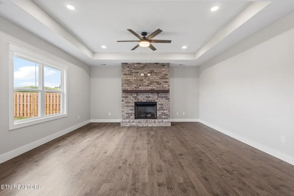 240 Lakeside Meadows Circle Madisonville, TN 37354