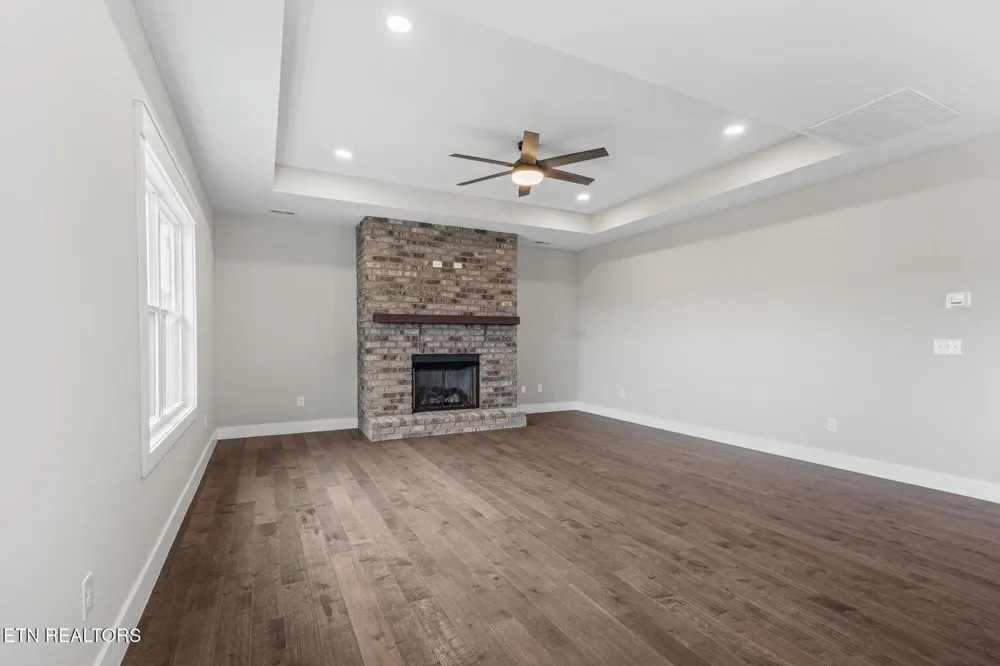 240 Lakeside Meadows Circle Madisonville, TN 37354