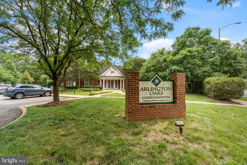 4402 PERSHING DRIVE #1 Arlington, VA 22203