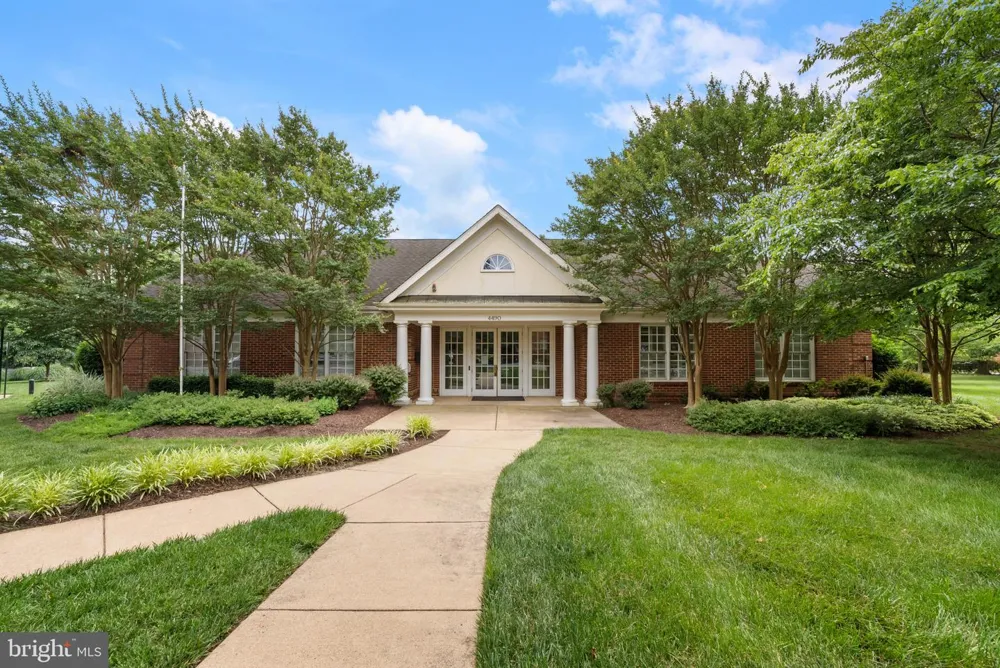4402 PERSHING DRIVE #1 Arlington, VA 22203