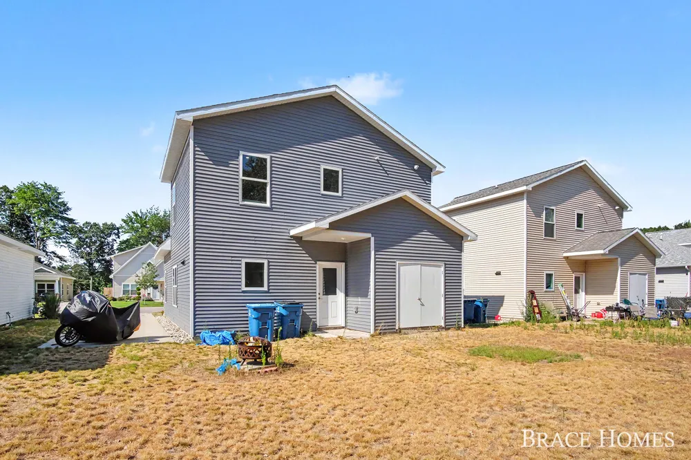 1808 Robinson Street Grand Haven, MI 49417