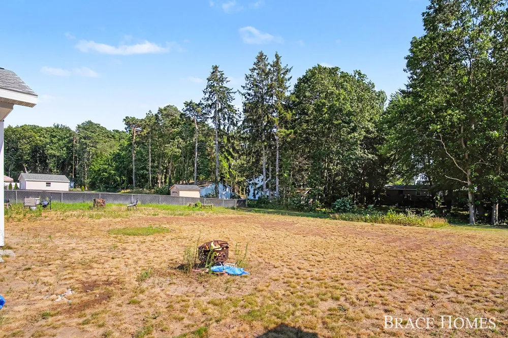 1808 Robinson Street Grand Haven, MI 49417