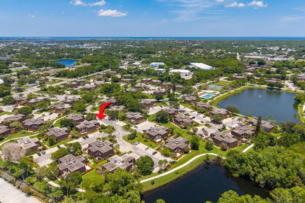 5684 SE Windsong Lane Stuart, FL 34997