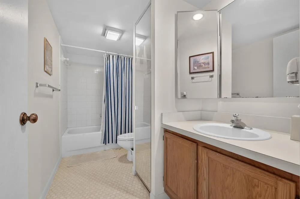 5684 SE Windsong Lane Stuart, FL 34997