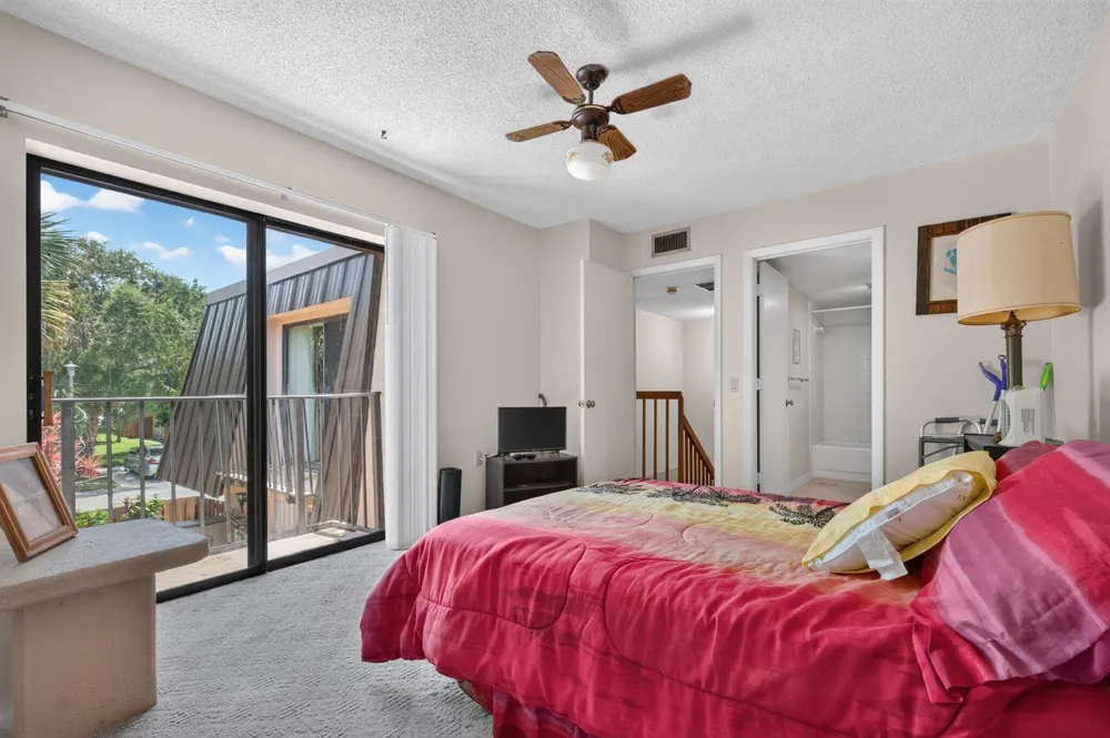 5684 SE Windsong Lane Stuart, FL 34997