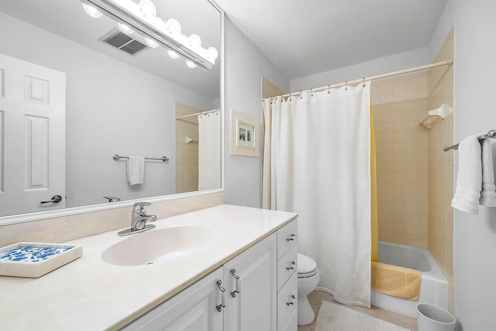 3641 Quail Ridge Drive S #Bobwhite A Boynton Beach, FL 33436
