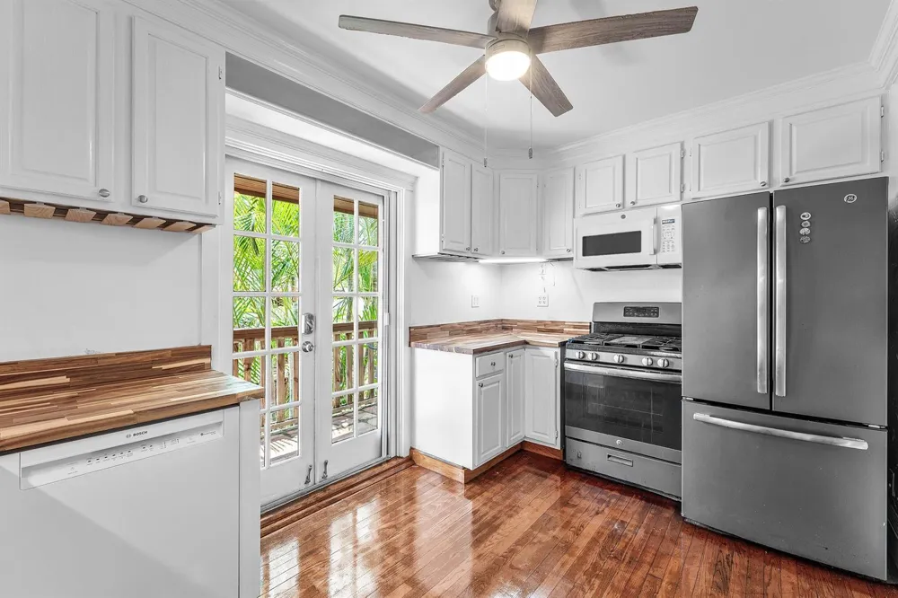 232 Australian Avenue #3 Palm Beach, FL 33480