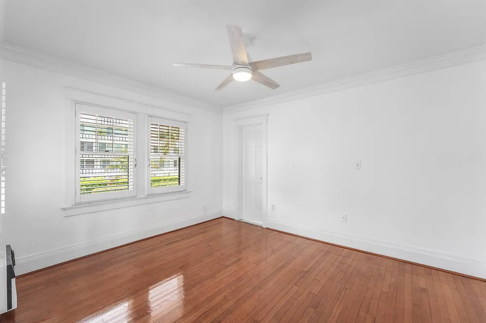 232 Australian Avenue #3 Palm Beach, FL 33480