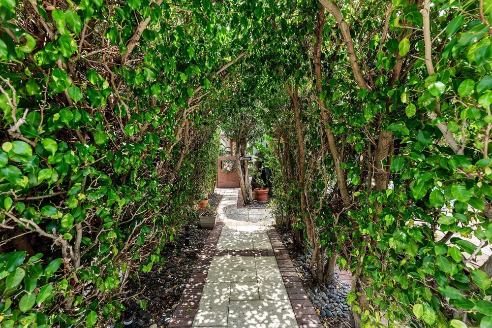 232 Australian Avenue #3 Palm Beach, FL 33480