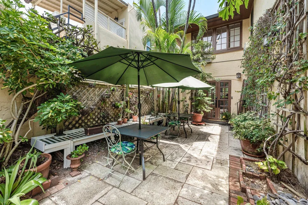 232 Australian Avenue #3 Palm Beach, FL 33480