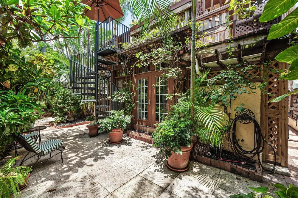 232 Australian Avenue #3 Palm Beach, FL 33480