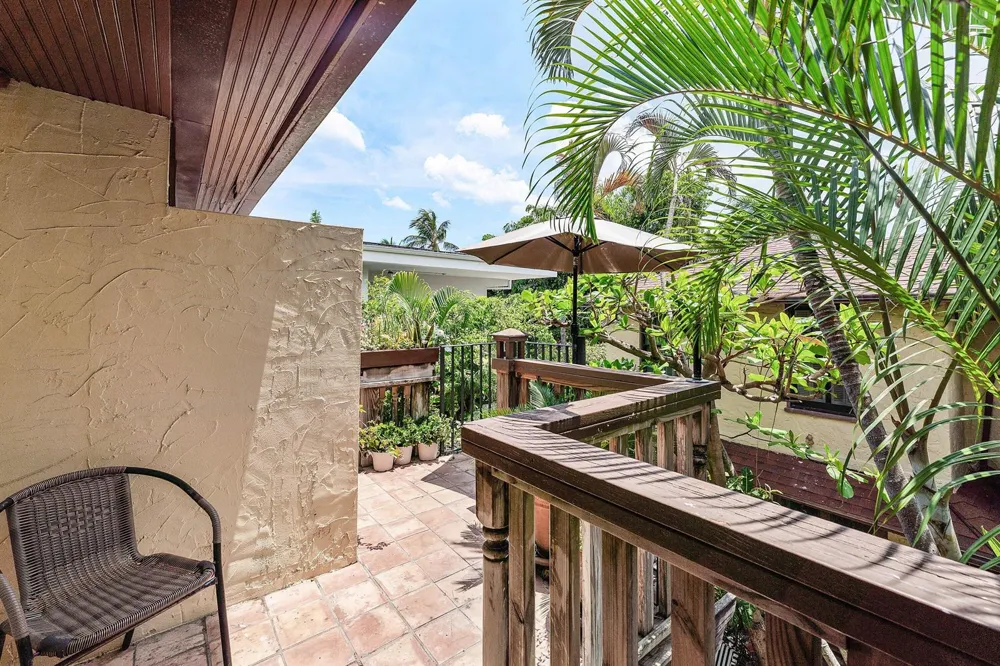 232 Australian Avenue #3 Palm Beach, FL 33480