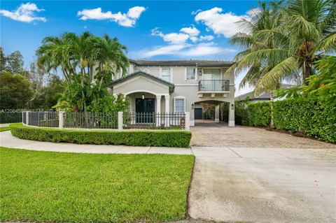 14900 SW 10th St