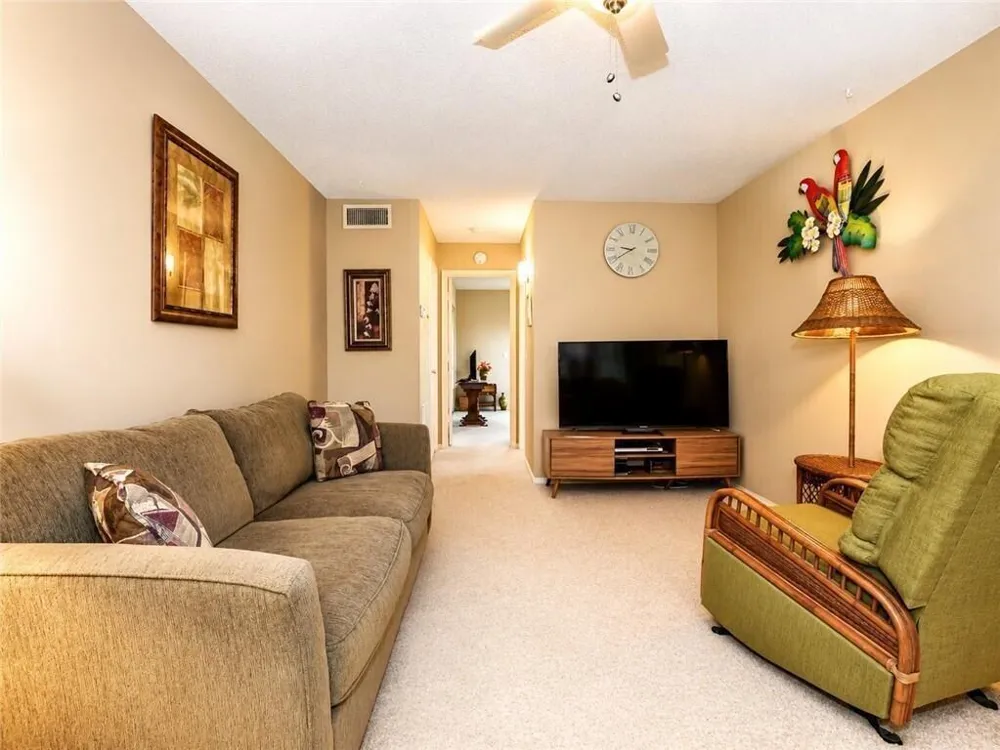 35 VISTA GARDENS TRAIL #205 Vero Beach, FL 32962