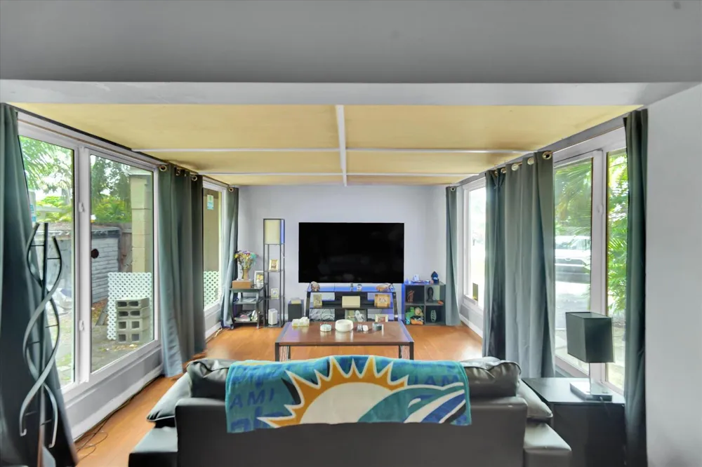 308 NW 27TH STREET Wilton Manors, FL 33311