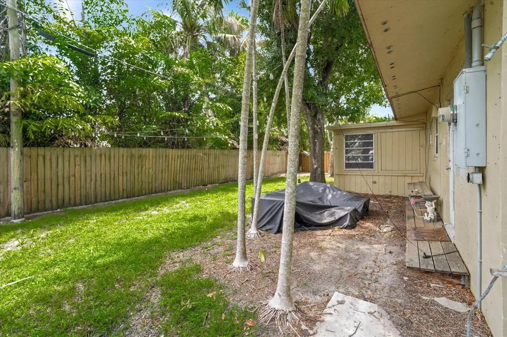 308 NW 27TH STREET Wilton Manors, FL 33311