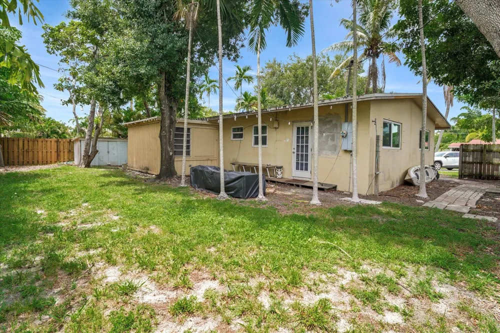 308 NW 27TH STREET Wilton Manors, FL 33311