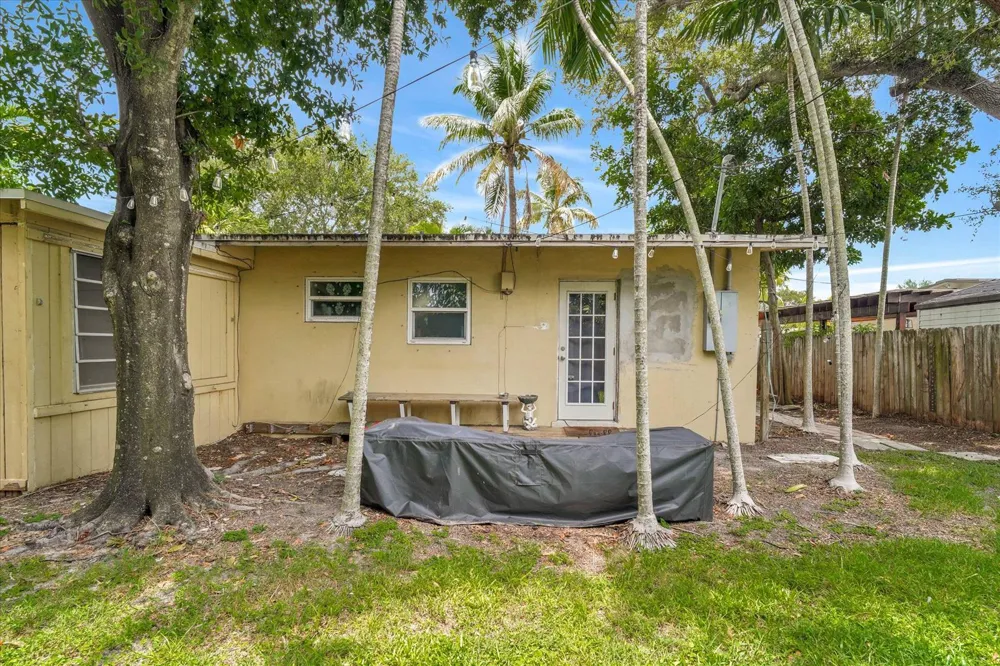 308 NW 27TH STREET Wilton Manors, FL 33311