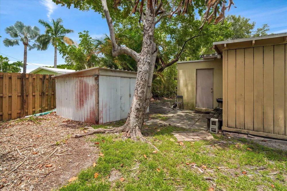 308 NW 27TH STREET Wilton Manors, FL 33311