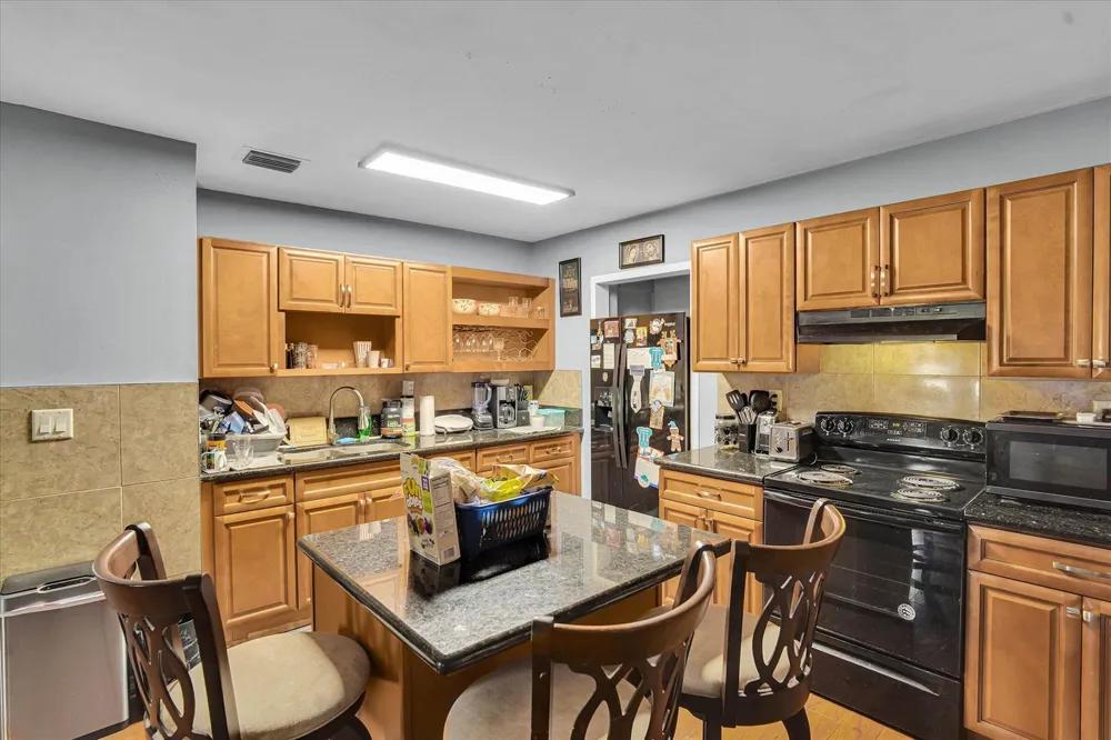 308 NW 27TH STREET Wilton Manors, FL 33311