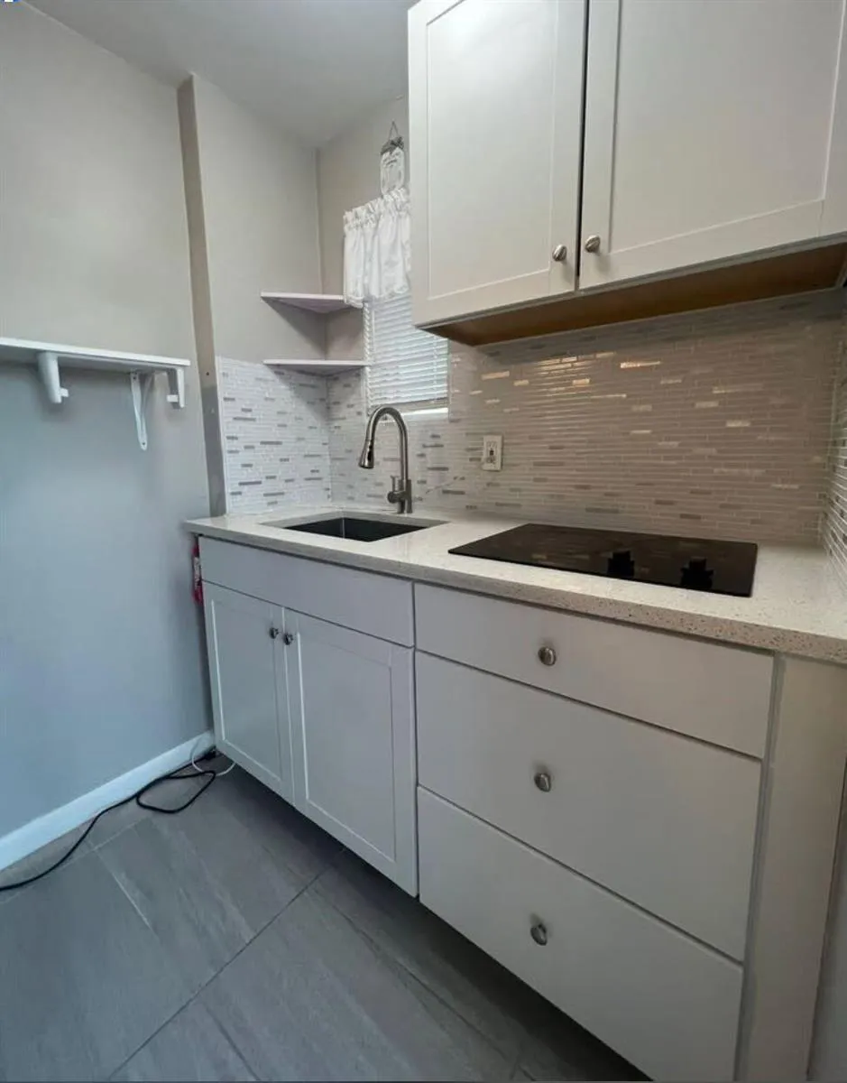 2843 Forest Hill Boulevard West Palm Beach, FL 33406