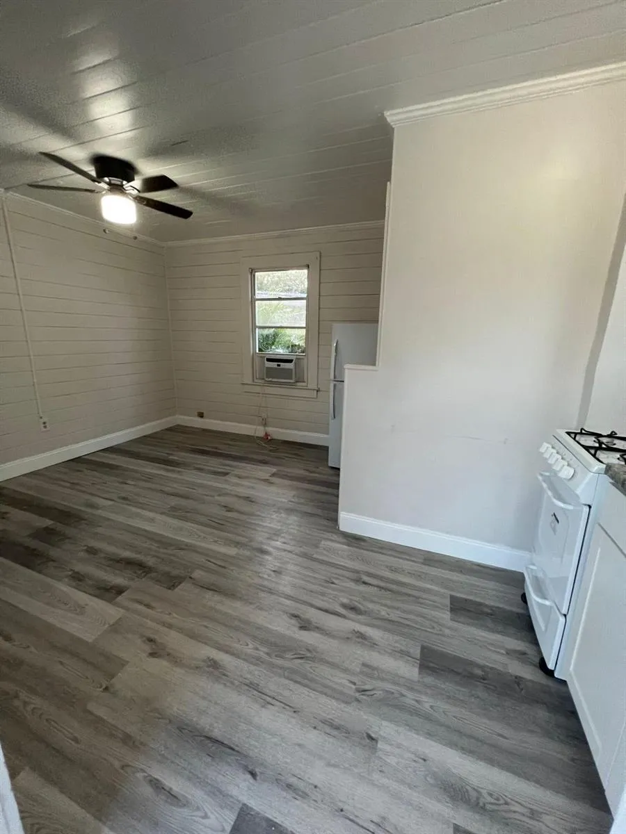 2843 Forest Hill Boulevard West Palm Beach, FL 33406